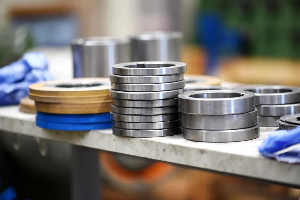 Fabricación de componentes para sellos mecánicos industriales en taller